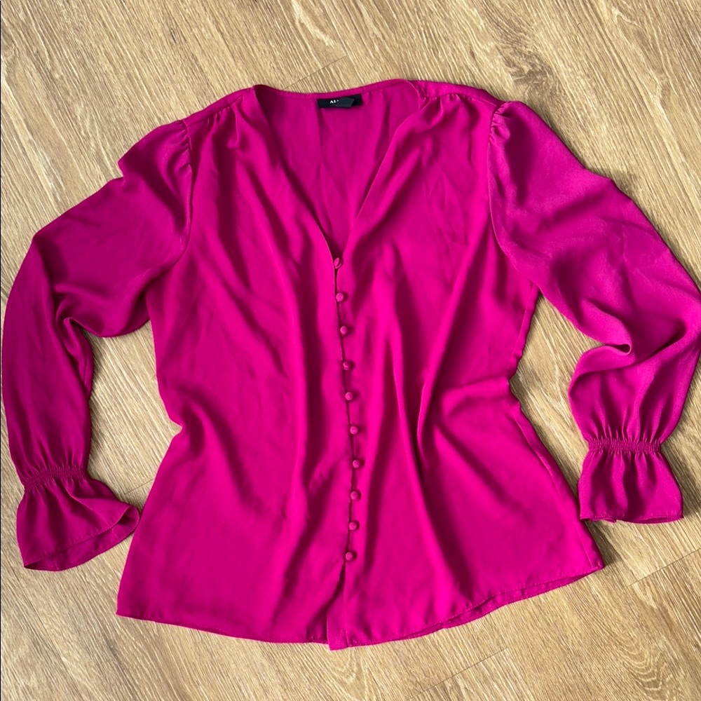 Alfani fuscia pink v neck blouse